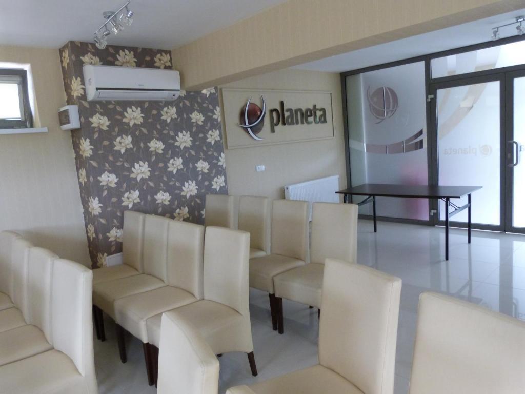 Quest Hotel - Dawniej Hotel Planeta Brzesko Bagian luar foto