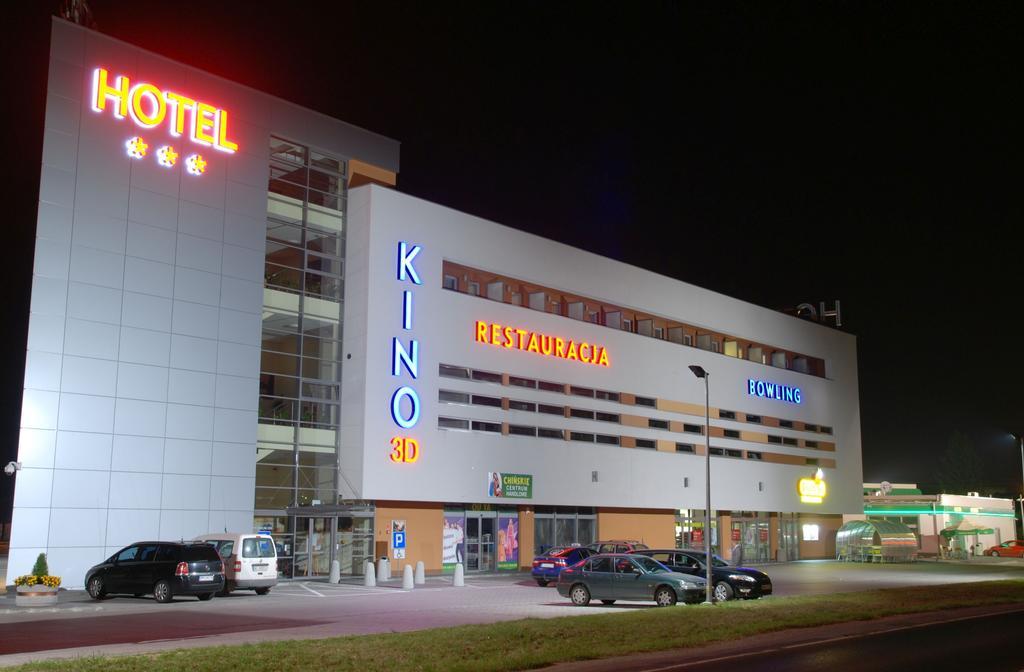Quest Hotel - Dawniej Hotel Planeta Brzesko Bagian luar foto
