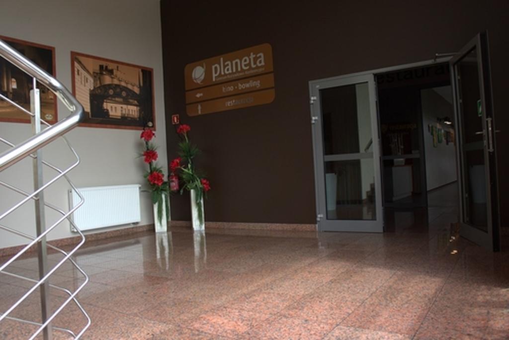 Quest Hotel - Dawniej Hotel Planeta Brzesko Bagian luar foto